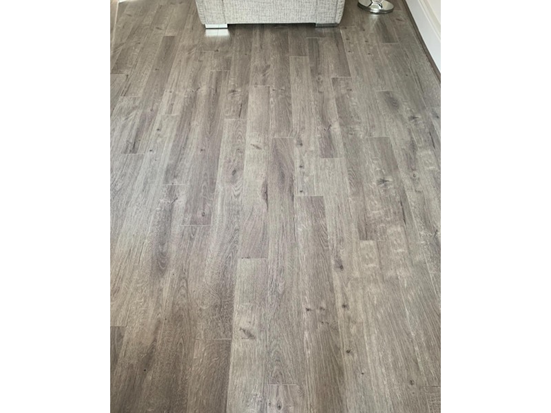 Supreme 4V Narrow Aberdeen Oak 119 (2.43)