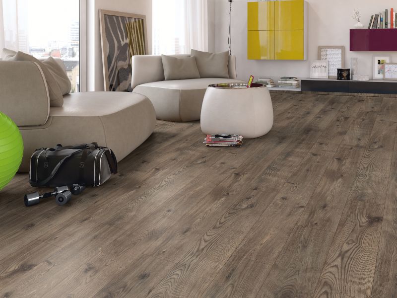Egger Basic 8mm 4v - Grey Brown Grove Oak (2.98)