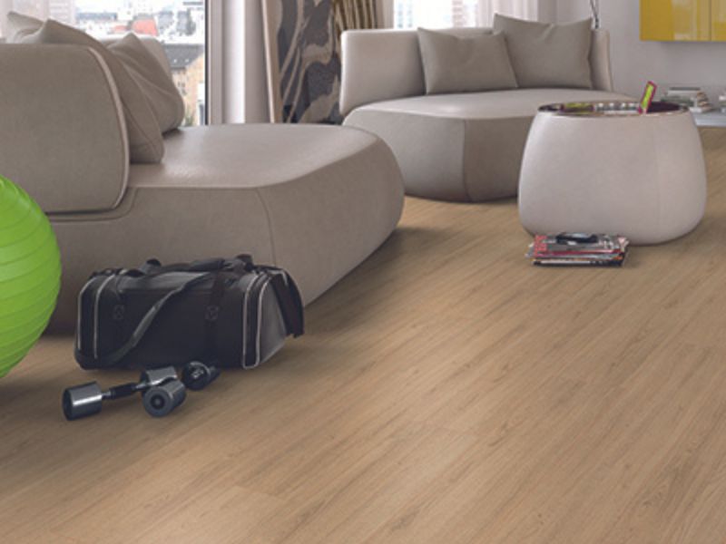 Egger Basic 7mm - Natural Charlotte Oak (2.98)