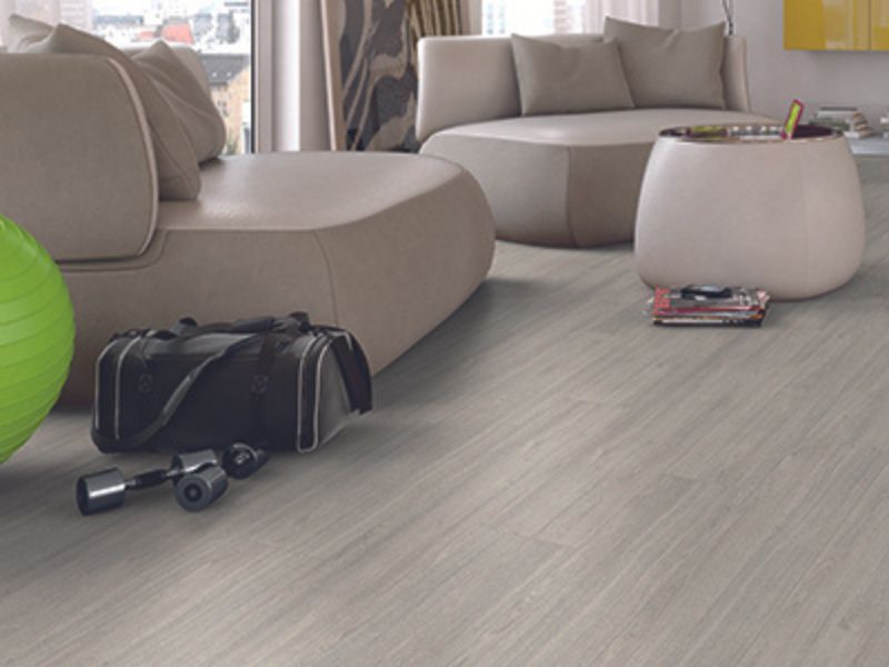 Egger Basic 7mm - Light Grey Charlotte Oak (2.98)