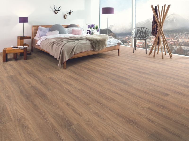 Egger Home 8mm Toscolano Oak Nature (2.38)