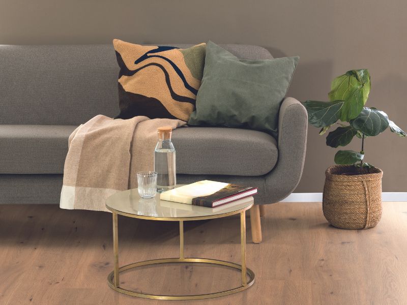 Egger Pro 7mm - Natural Wild Oak (2.98)