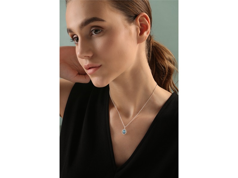 Newbridge Oval Aquamarine Stone Pendant