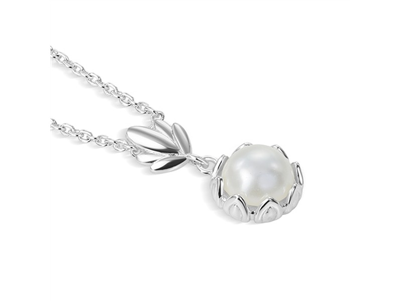 Newbridge Pearl Leaf Pendant