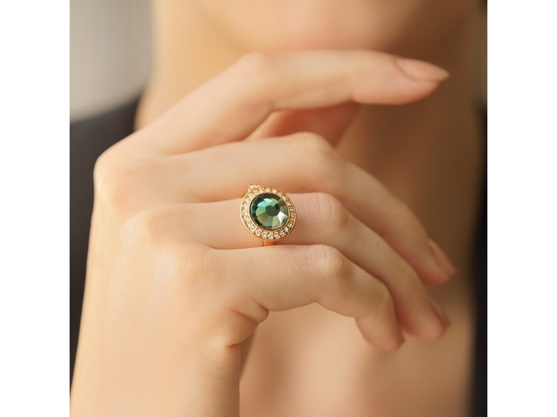 Newbridge Ring With Montana Coloured Stone