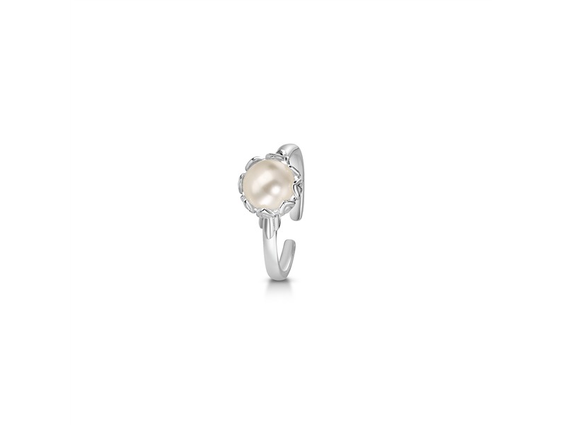Newbridge Pearl Leaf Ring