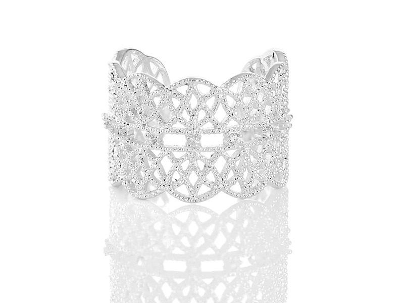 Newbridge Silverplate Ring Lace Clear Stone